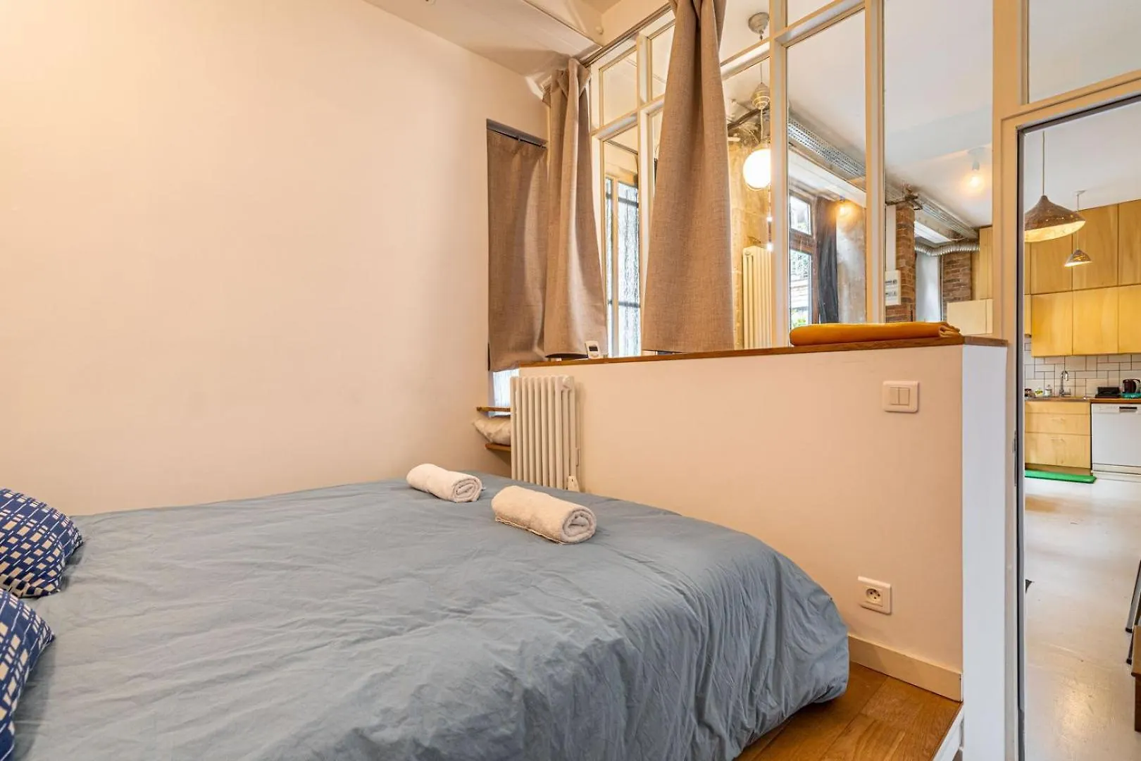 Guestready - Midcentury Maisonette In The 10Th Parigi Francia